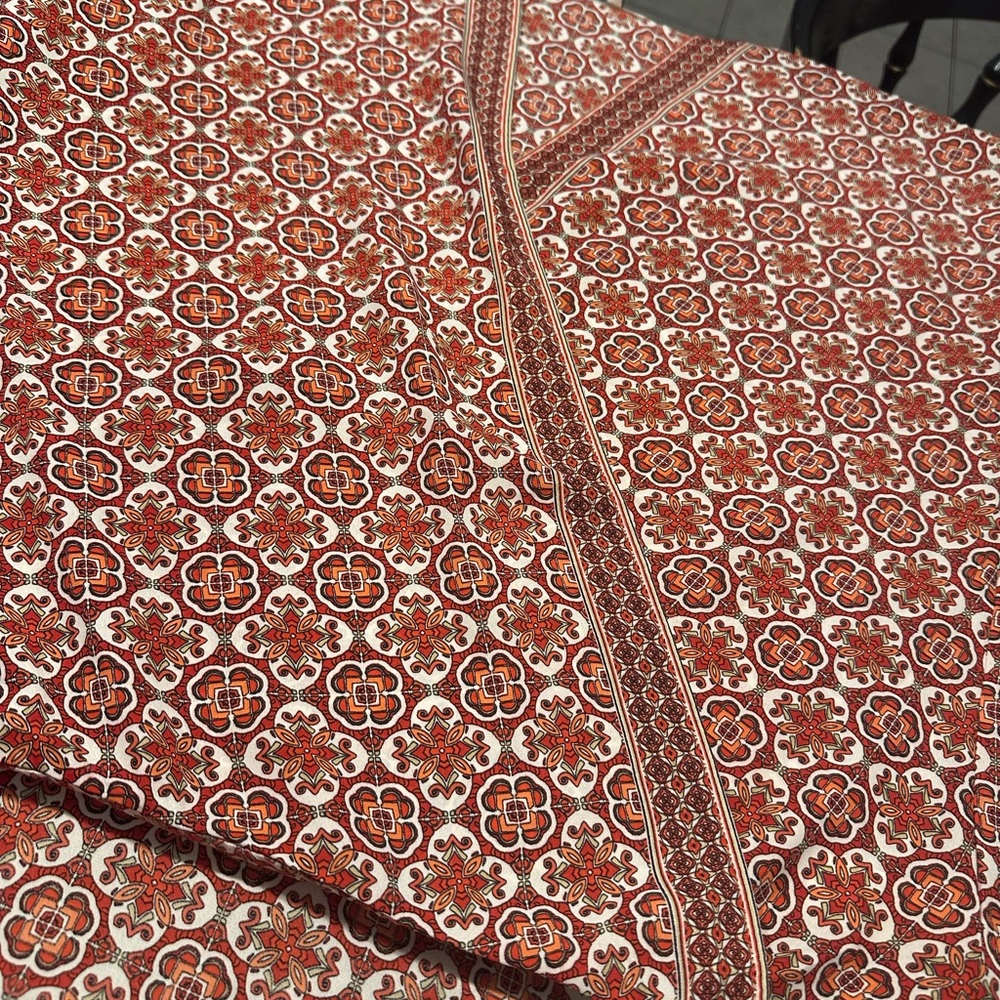 Beautiful bohemian pattern ladies shirt… Beautiful color and pattern size large - Picture 7 of 9